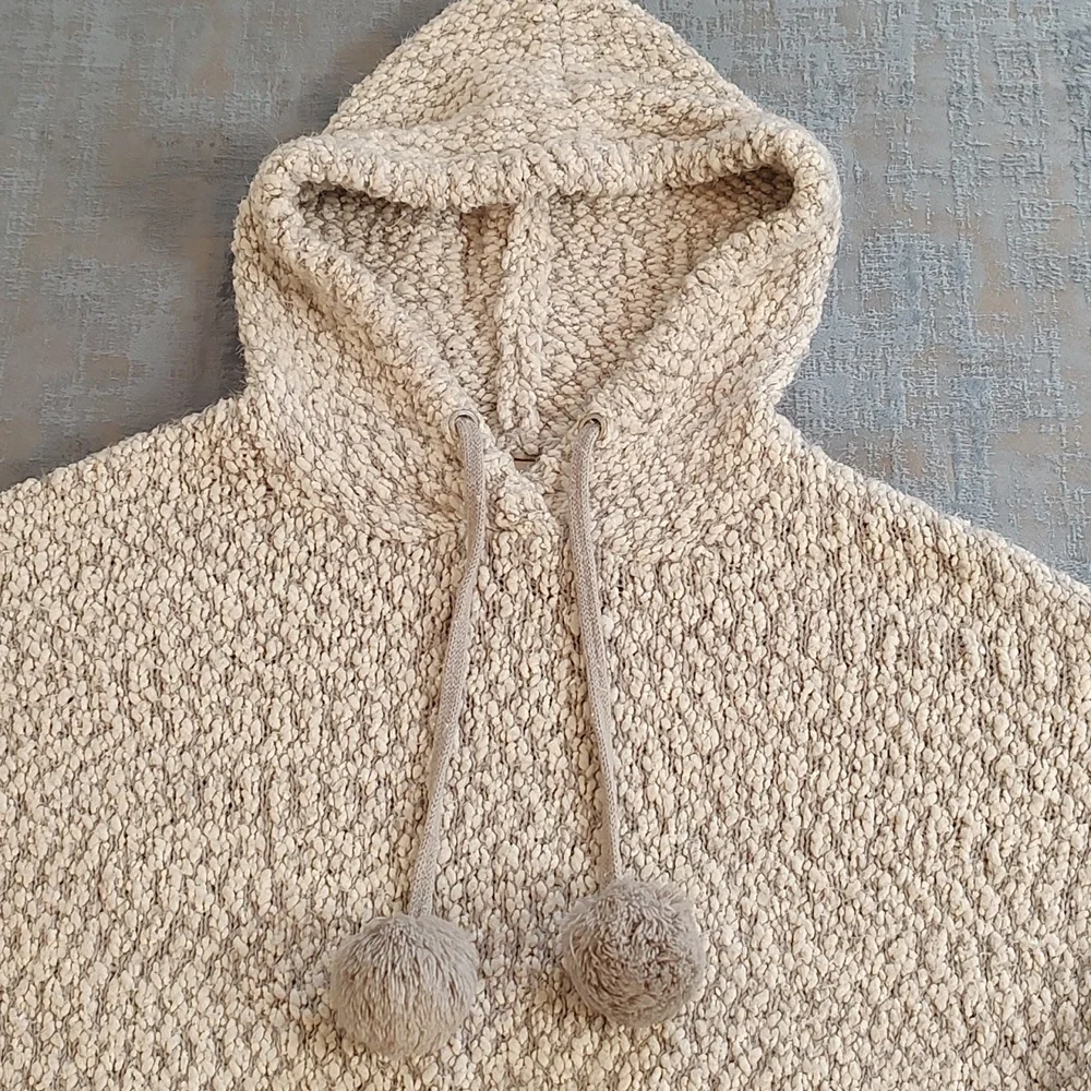 Yes LoLa Hooded Chunky Loose Knit Sweater w/ Pom poms/Size XS - Picture 2 of 9